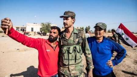 Турецко-сирийское наступление: сирийская армия направляется на север после курдской сделки