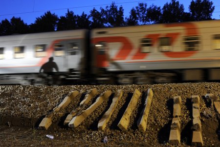 Пенсионер попал под поезд в Тимашевске