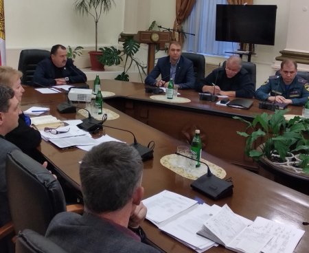В Ессентуках прошло первое заседание оперативного штаба по предупреждению короновируса