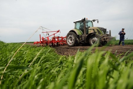 Владимир Ситников: ставропольские аграрии полностью обеспечены топливом для проведения посевных работ