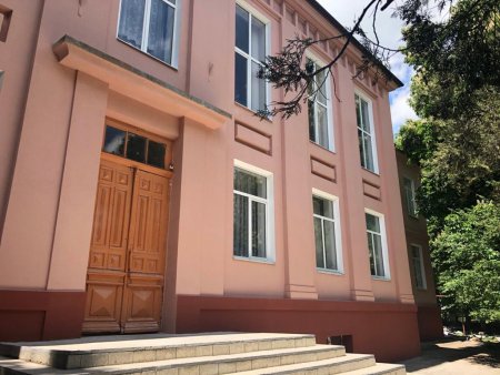 На Ставрополье полным ходом идет ремонт школ