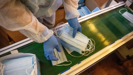 На Ставрополье запускают производство медицинских масок