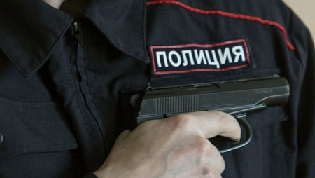 На Кубани полицейские применили табельное оружие к правонарушителям