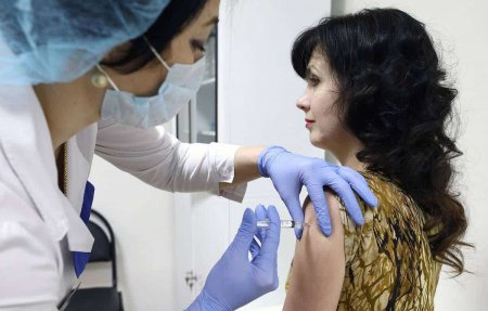 На Ставрополье поступило еще 2,5 тыс. доз вакцины от коронавируса