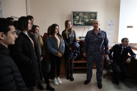 В Пятигорске росгвардейцы провели День открытых дверей для студентов