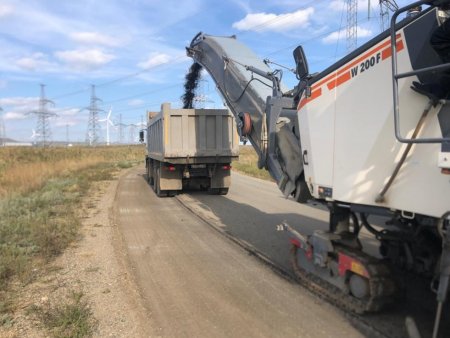 На Ставрополье ремонтируют подъездные пути к Кочубеевскому ветропарку