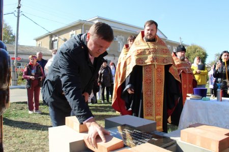 На территории райбольницы в Красногвардейском округе Ставрополья заложили часовню