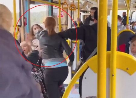 Суд Линча в краснодарских трамваях: избитая пассажирами девушка обратилась в полицию