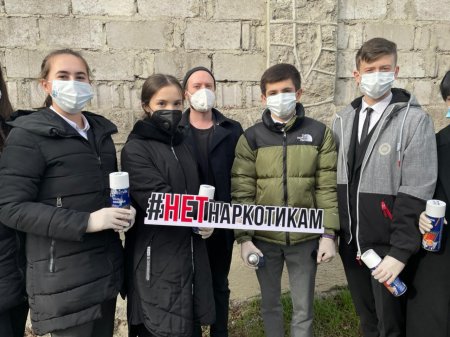 В Нальчике общественники и сотрудники полиции провели акцию «Чистые стены»