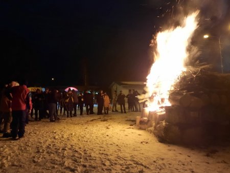 В Крещенскую ночь в Ессентуках зажгли самый большой на Ставрополье костёр