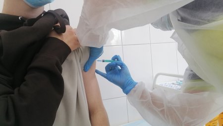 В Ессентуках началась подростковая прививочная кампания от коронавируса