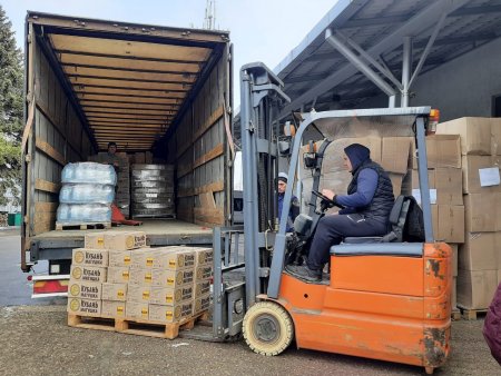 Армянская диаспора Кисловодска направила 30 тонн гуманитарного груза беженцам с Донбасса