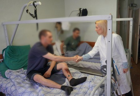 Ольга Тимофеева провела прием по личным вопросам в госпитале