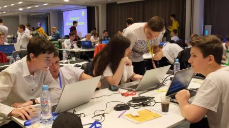 Дагестанские школьники победили на соревнованиях СКФО по программированию