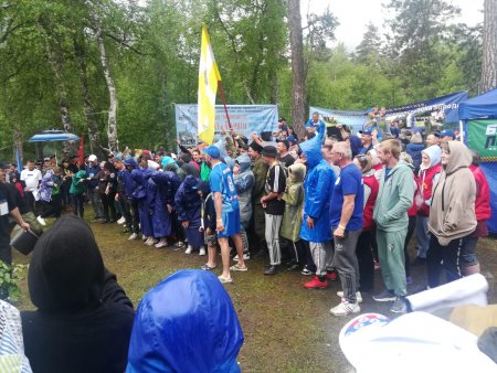 Казаки из Невинномысска приняли участие в туристическом слёте «Вахта Памяти-2022»