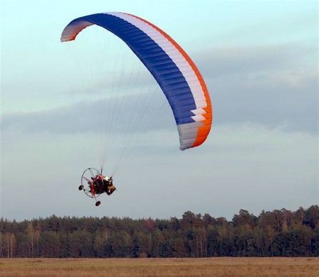 Над территорией Рефтинской ГРЭС у Екатеринбурга пресечен незаконный полет параплана