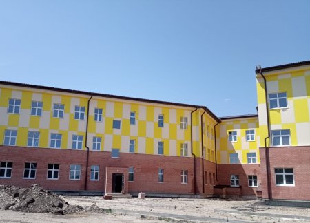 На Ставрополье завершается строительство школы на 440 мест в селе Кочубеевском