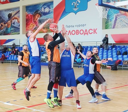 Команда Севастополя выиграла турнир среди ветеранов баскетбола в Кисловодске