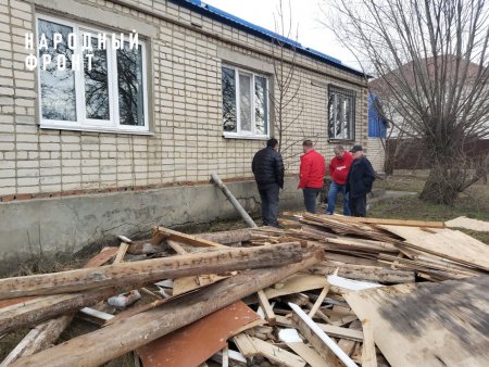Эксперты Народного фронта взяли на контроль ситуацию с ремонтом ФАП в селе Верхнерусское