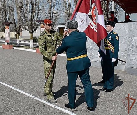 Инженерно-саперному полку Северо-Кавказского округа Росгвардии вручено Боевое знамя