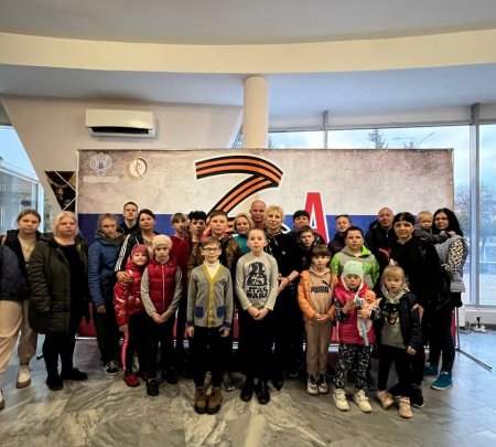 Жители ЛНР «отправились в звездный круиз» из Кисловодска