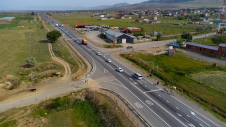 Более 10 км автодороги «Кавказ» в Дагестане расширили с двух до четырех полос движения