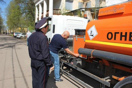 Полиция Кабардино-Балкарии выявила факты получения взяток за выдачу разрешений на перевозку спецгрузов