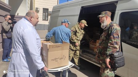 Республиканский травматологический центр Донецка получил гуманитарную помощь от терских казаков