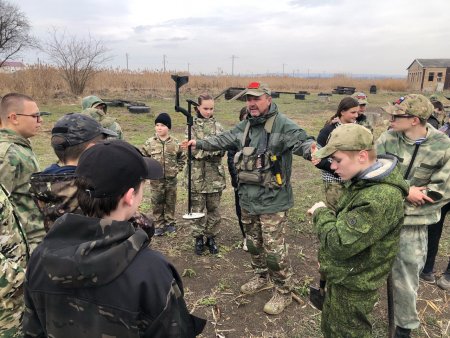 В Минеральных Водах активистами "Поискового движения России" проведены мастер-классы для курсантов военно-патриотического центра