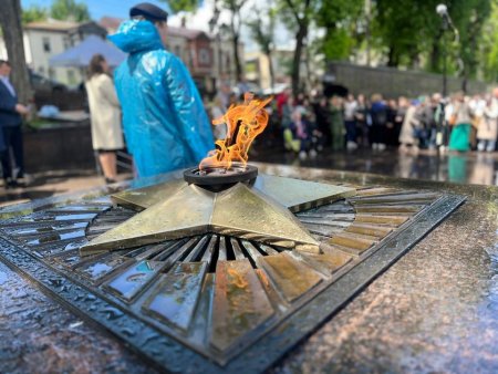 В Кисловодске троих бойцов СВО посмертно наградили орденами Мужества
